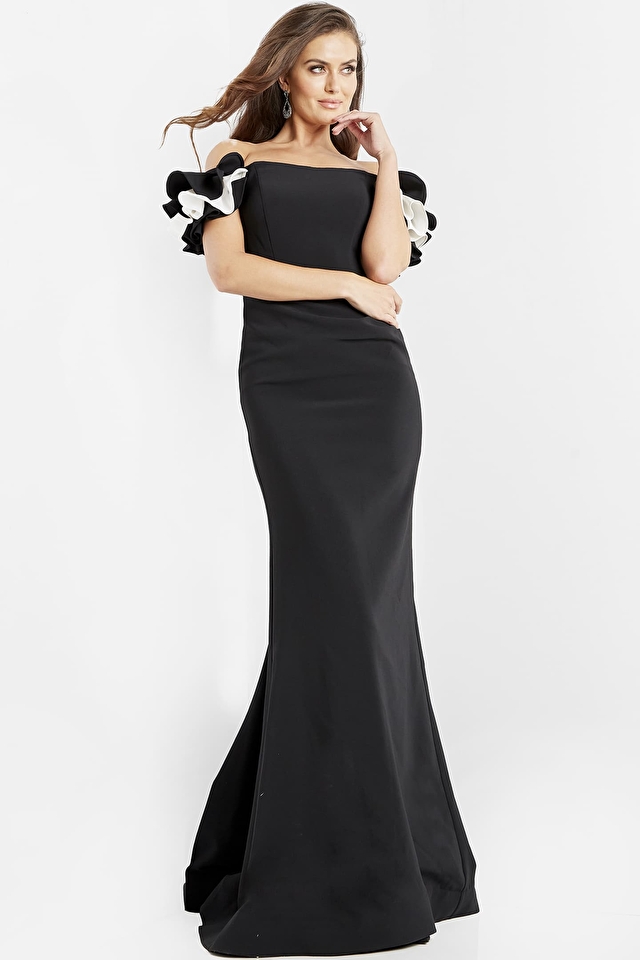 Black form fitting dress 07017